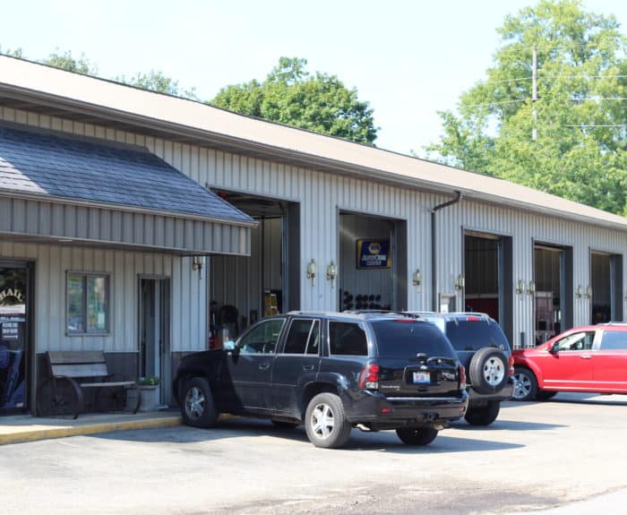 Hail Automotive LeRoy IL Shop